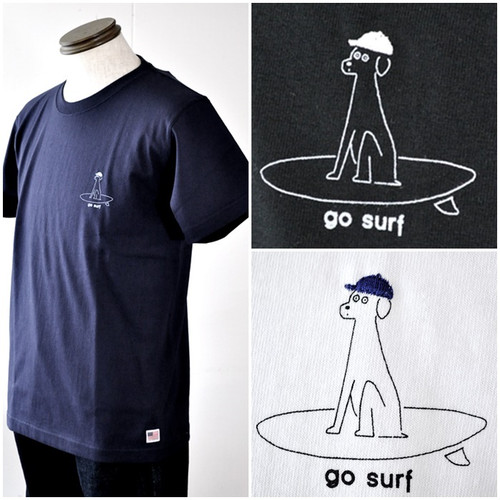サーフィンしてるワンちゃんが可愛い モデムデザインTシャツ