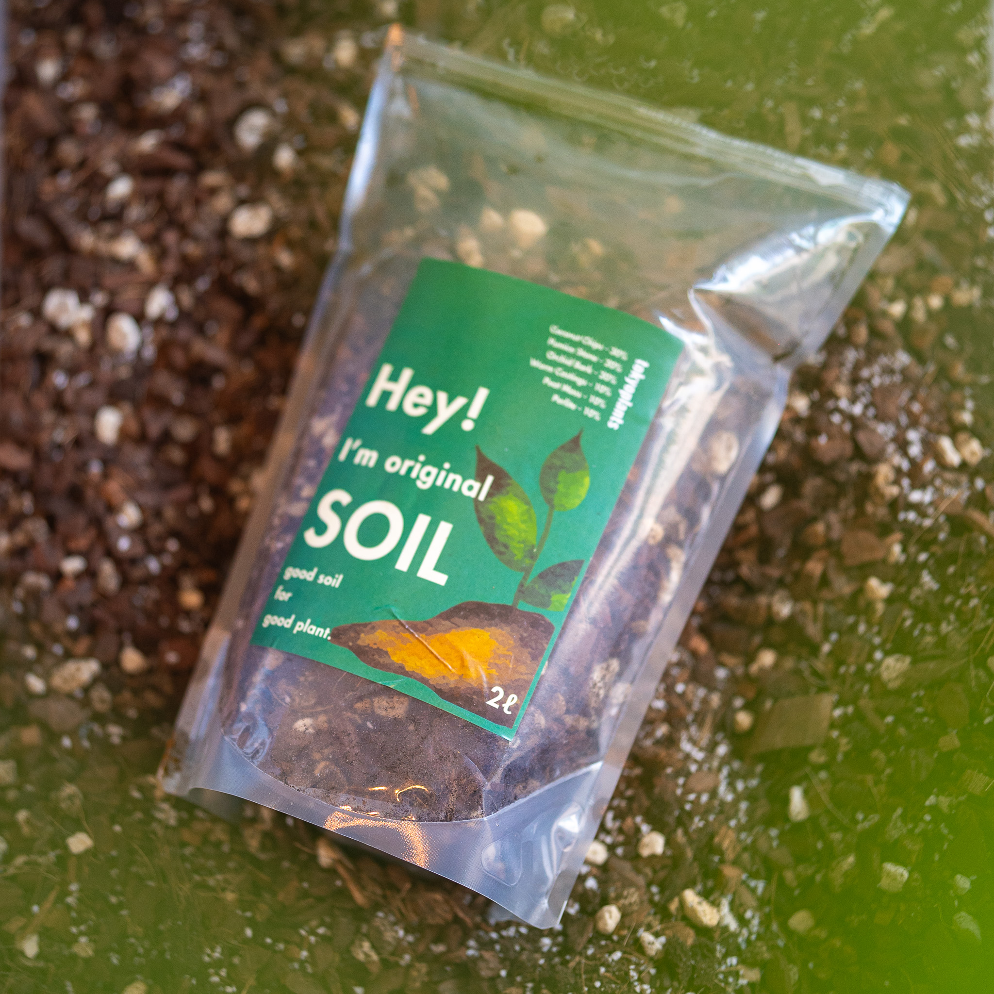 【保存版】観葉植物の土選び|水はけ・保水性・通気性を叶える『 I’m original SOIL 』