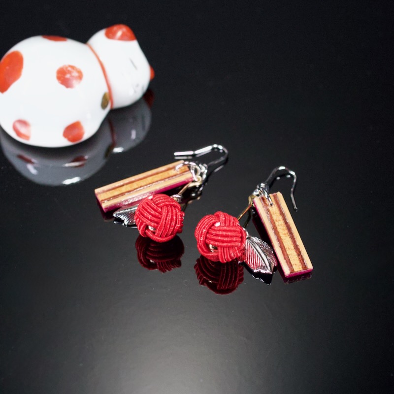 【新作】　寄シリーズのピアス