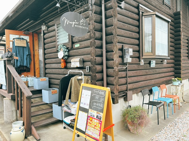 チャリティ蚤の市の日