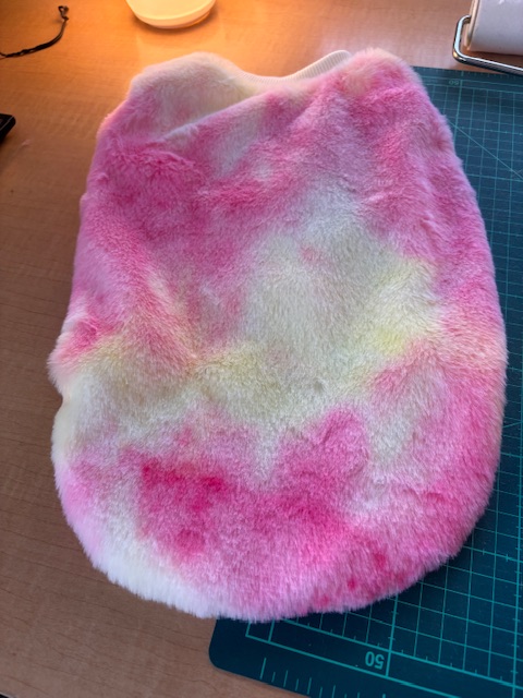 派手なモコモコ