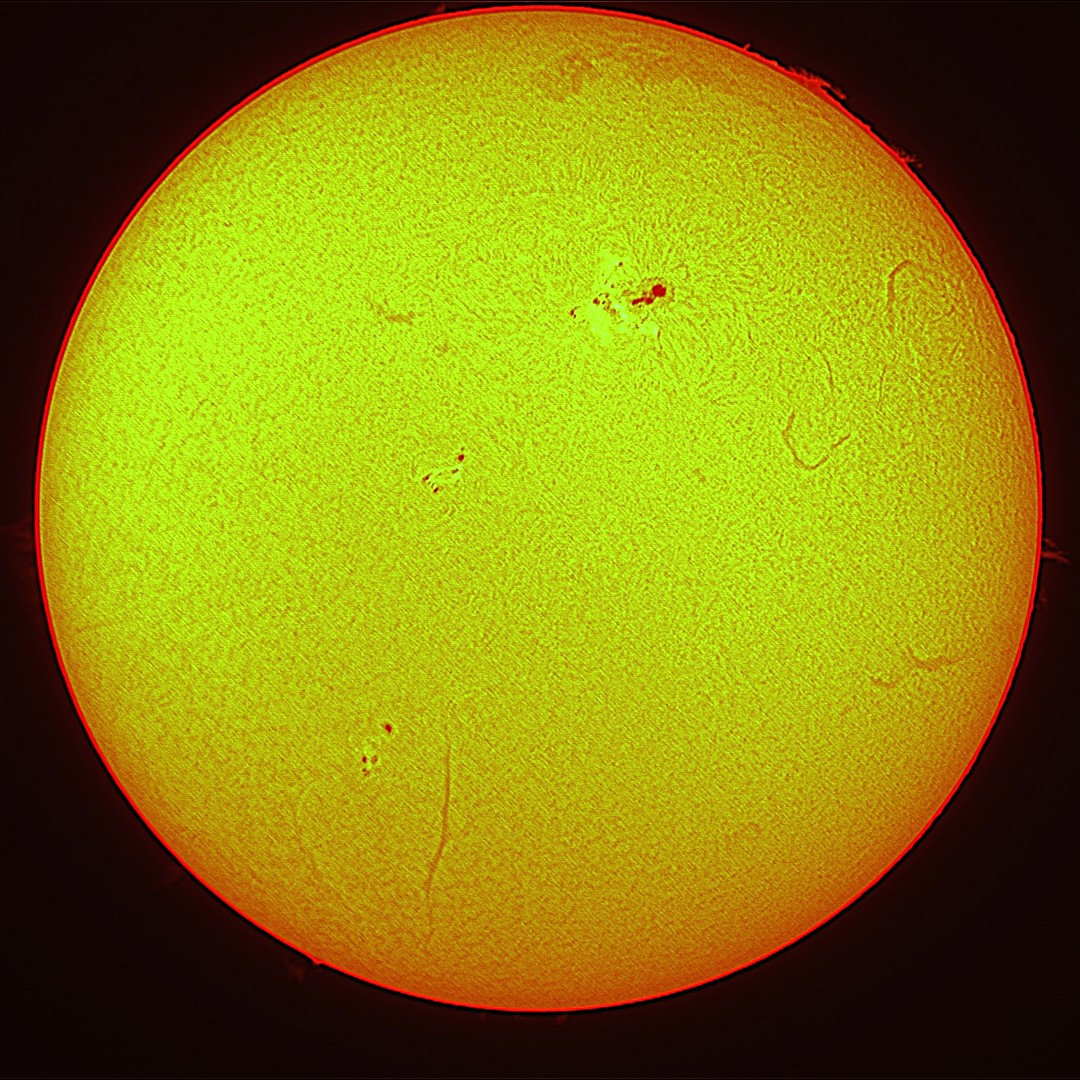 2025年5月7日の太陽（相変わらず活発な活動が観測されました。）