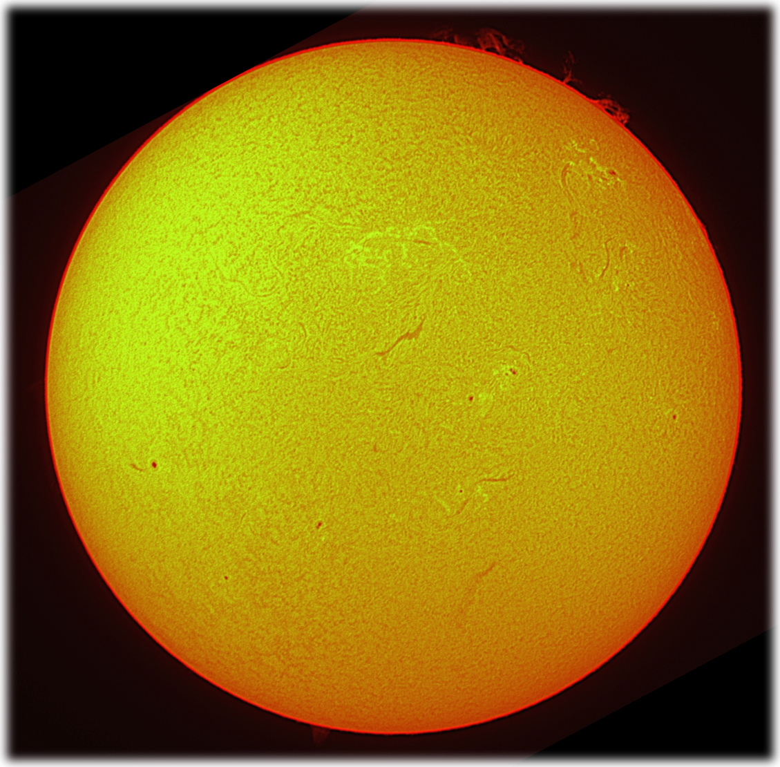 2025年4月27日の太陽（多数のフレアが発生）