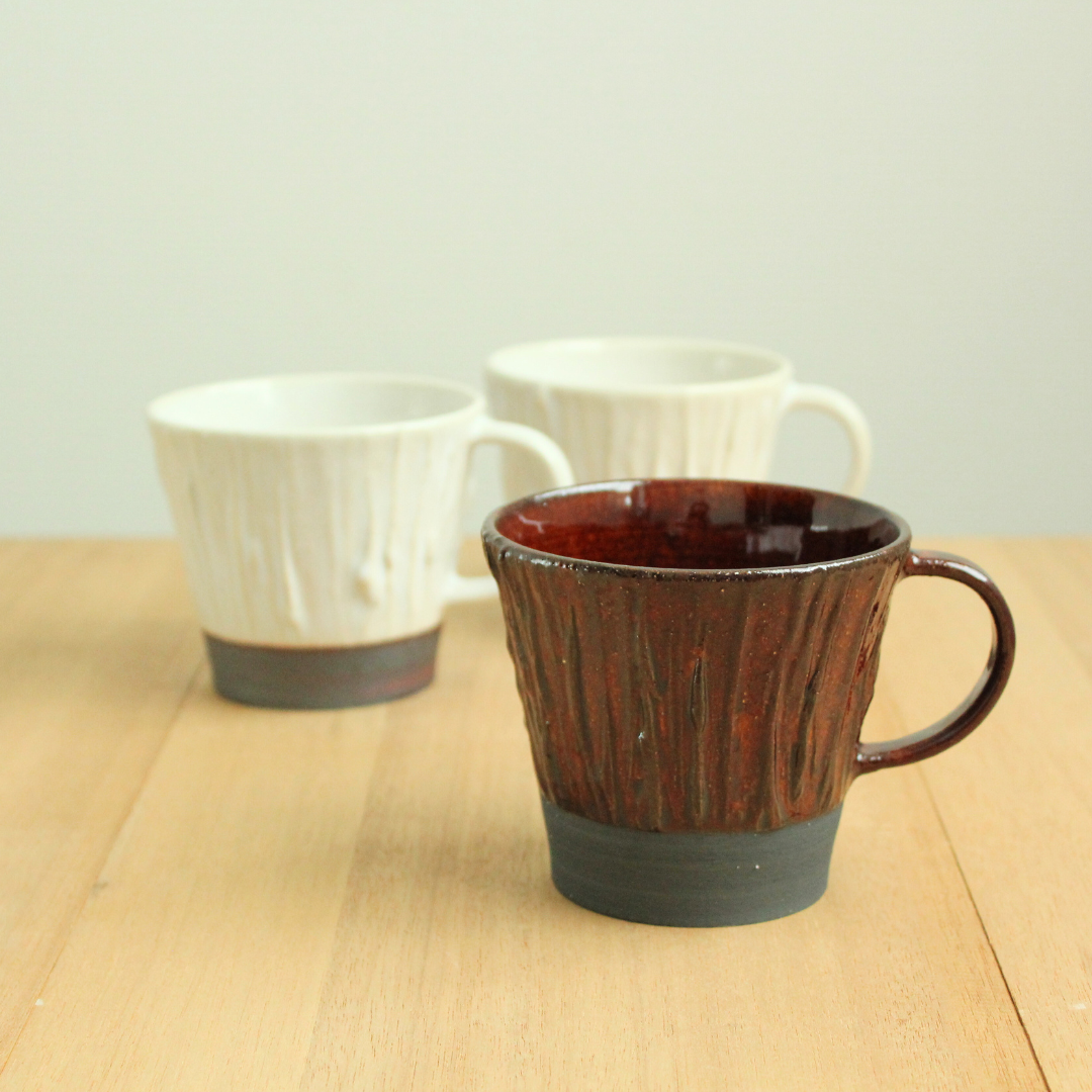 大容量マグカップbrownの紹介　貫入と経年変化する陶器