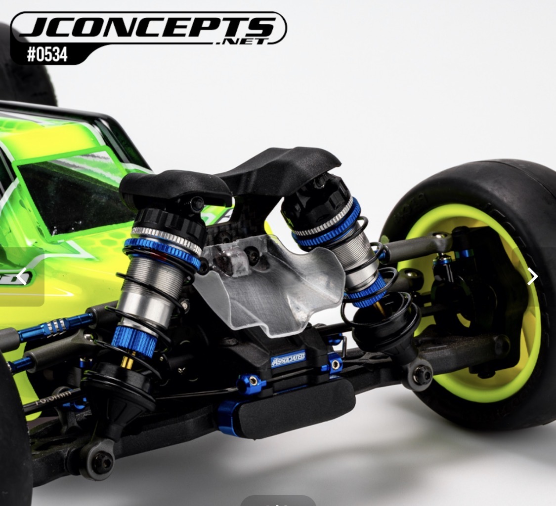 フロントウイングとリアウイング