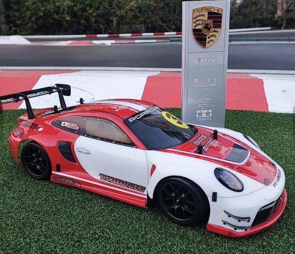 タミヤ SP.1752 1/10RC ポルシェ 911 GT3 R (992)ボディ