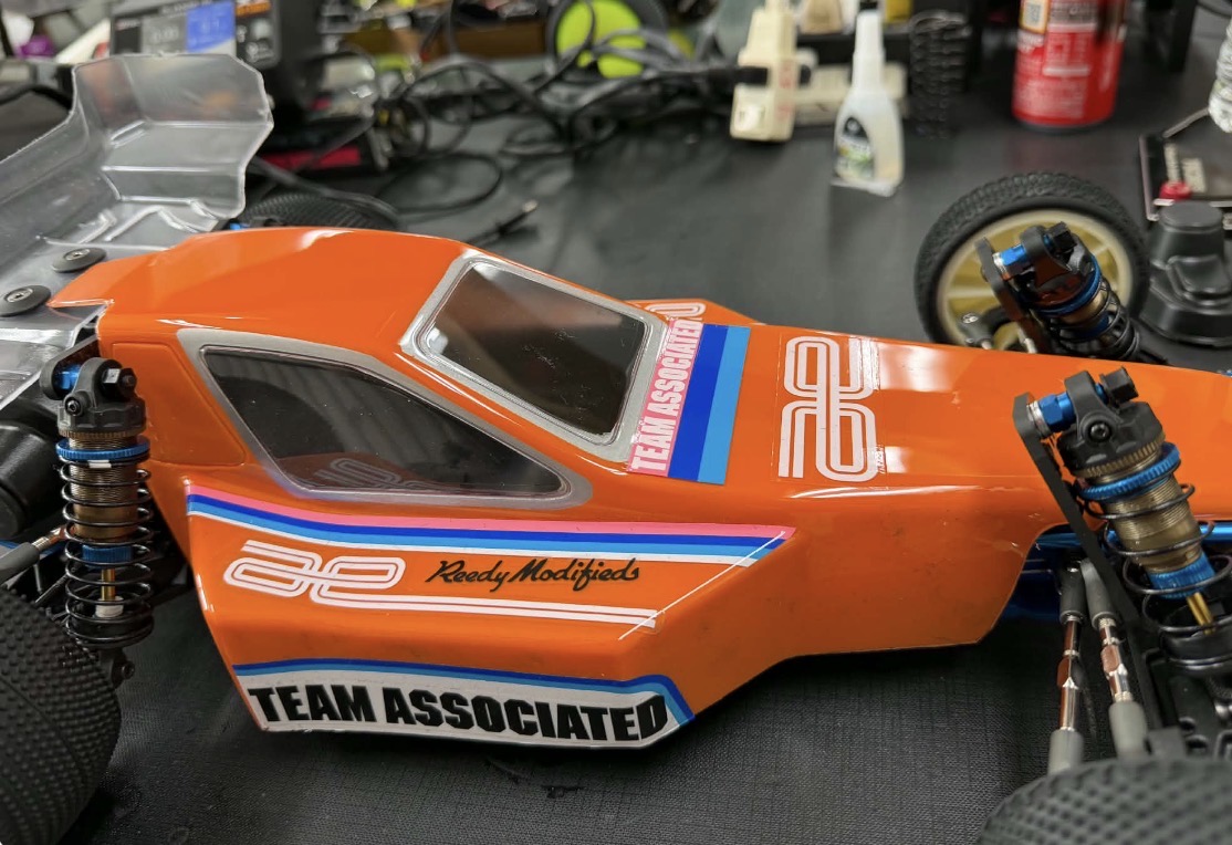 AS6720 クリヤーボディ【RC10 FT】
