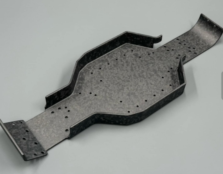 RC104WDカーボンバスタブシャーシ