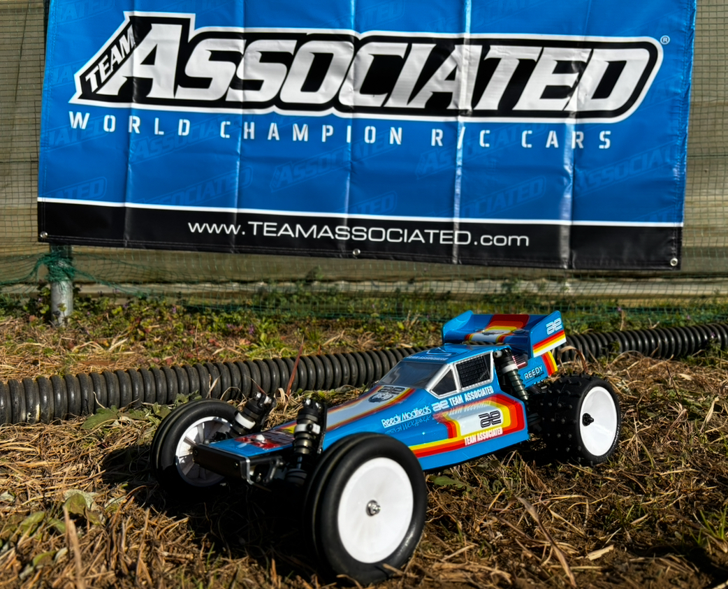 RC10プロテック2とAS6172デカールシート