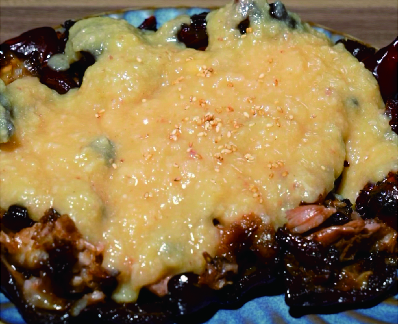 たっぷりのニンニクと煮込んだぷっるぷるの豚足チョッパル【もぐリコキッチン】