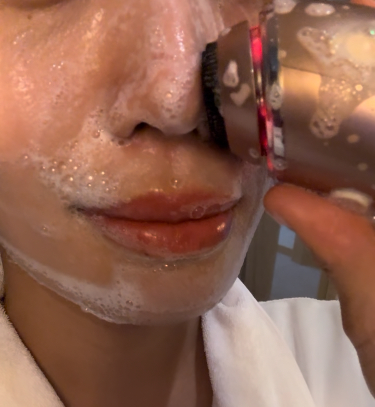 毛穴・ごわつく肌を一掃 アイテム②