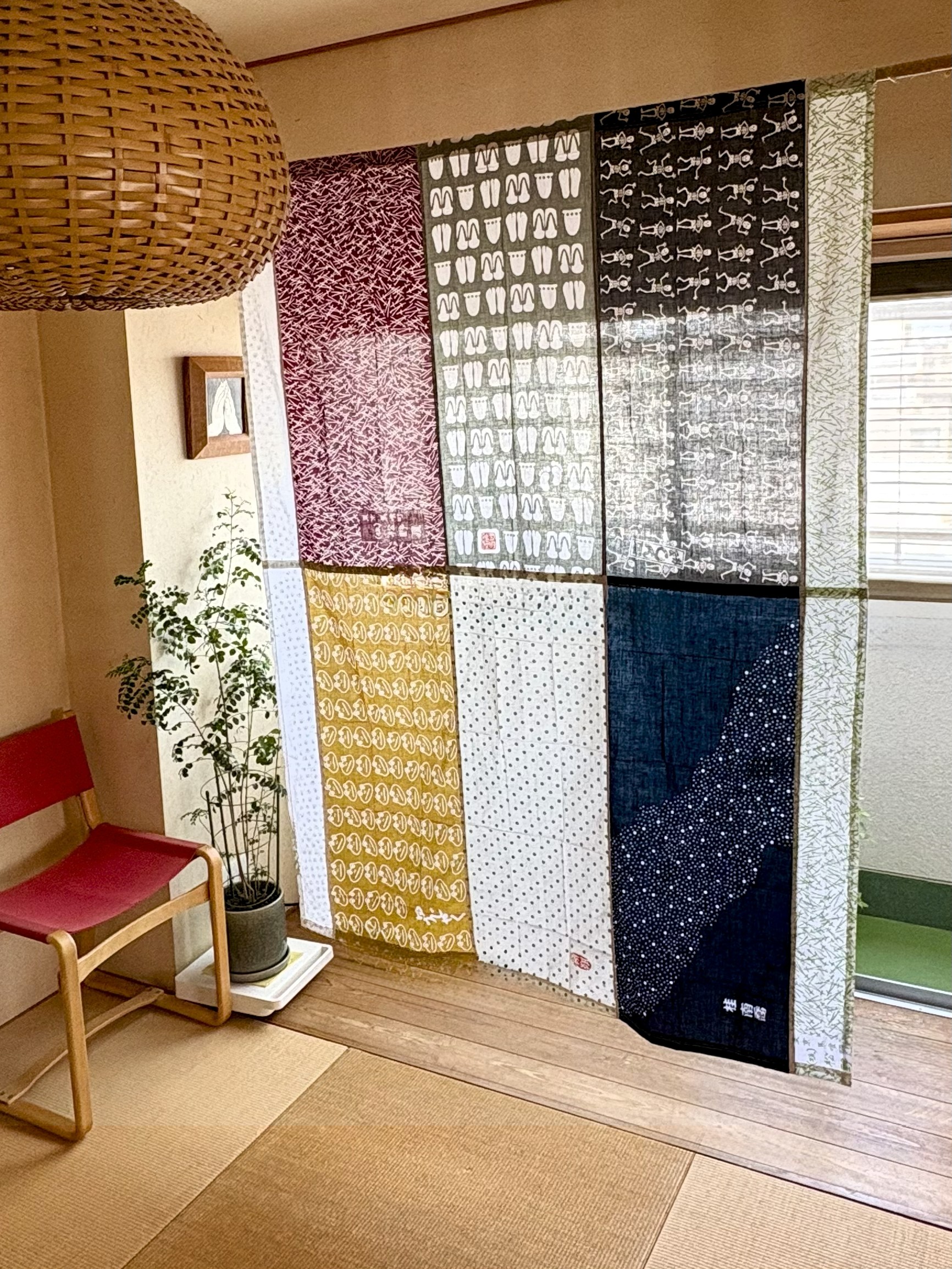 POPUP開催に向けて ― 玄関を彩る一枚布ができました