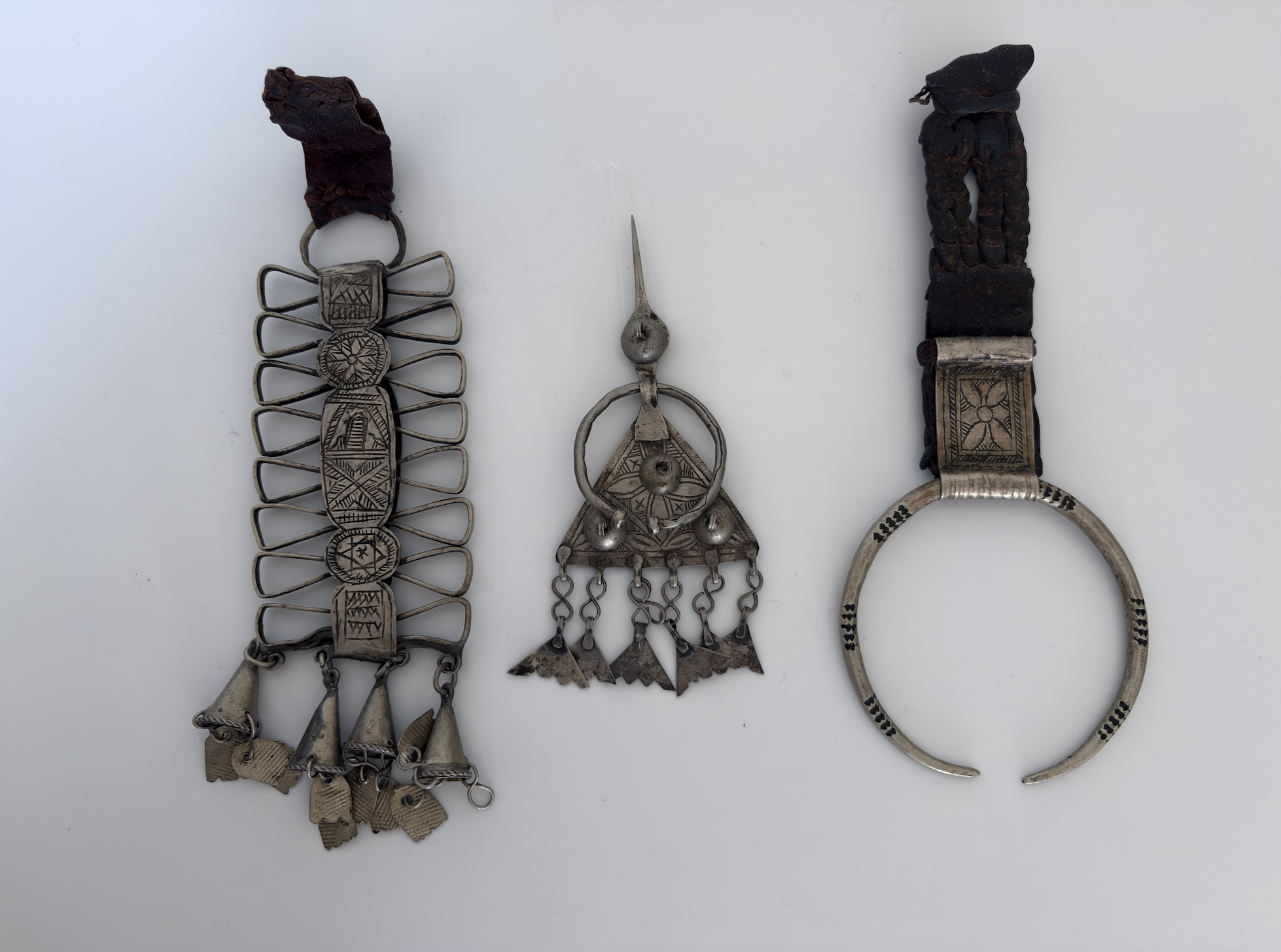 ベルベルジュエリーとは｜デザイン・モチーフの意味と刻印の理由を解説【アフリカンジュエリー】