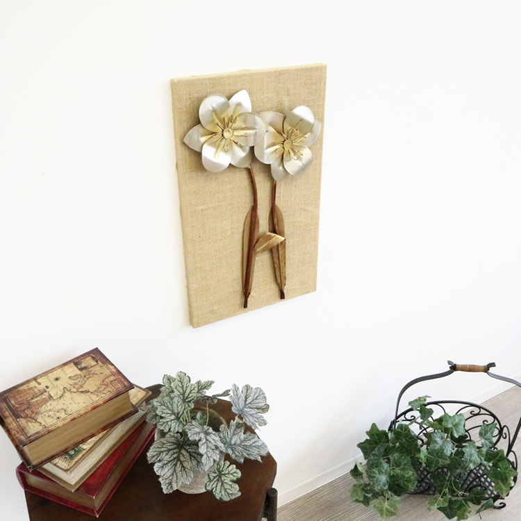 【賃貸 壁飾り 取り付け】穴を最小限にして整える|壁掛けインテリアは“一点”が失敗しない