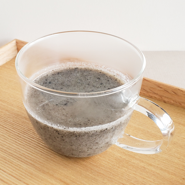 ねりごまで手軽に♪「黒ごま甘酒」の作り方