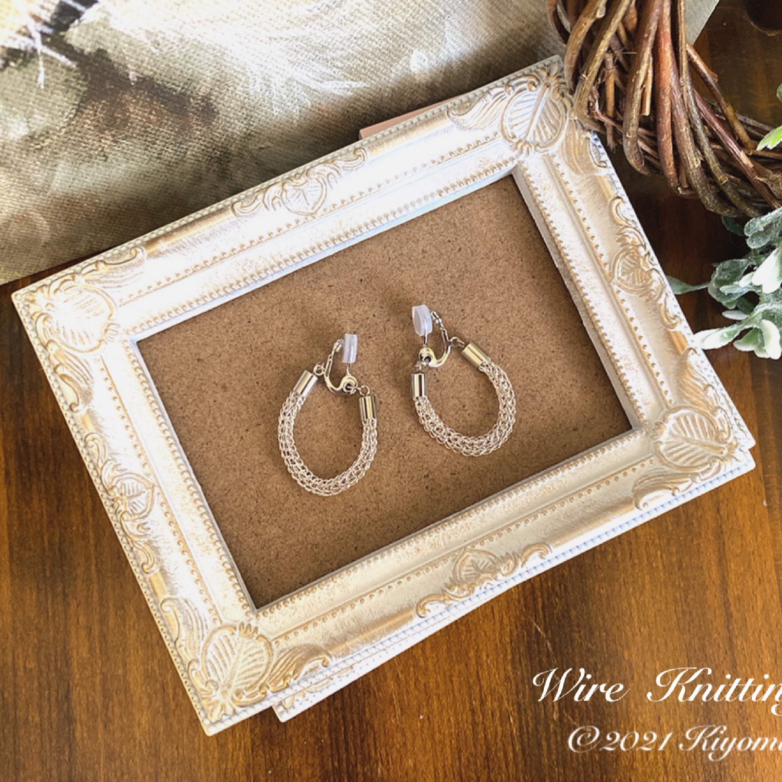 私が“シルバーとゴールドカラーのアクセサリー”を作り続ける理由