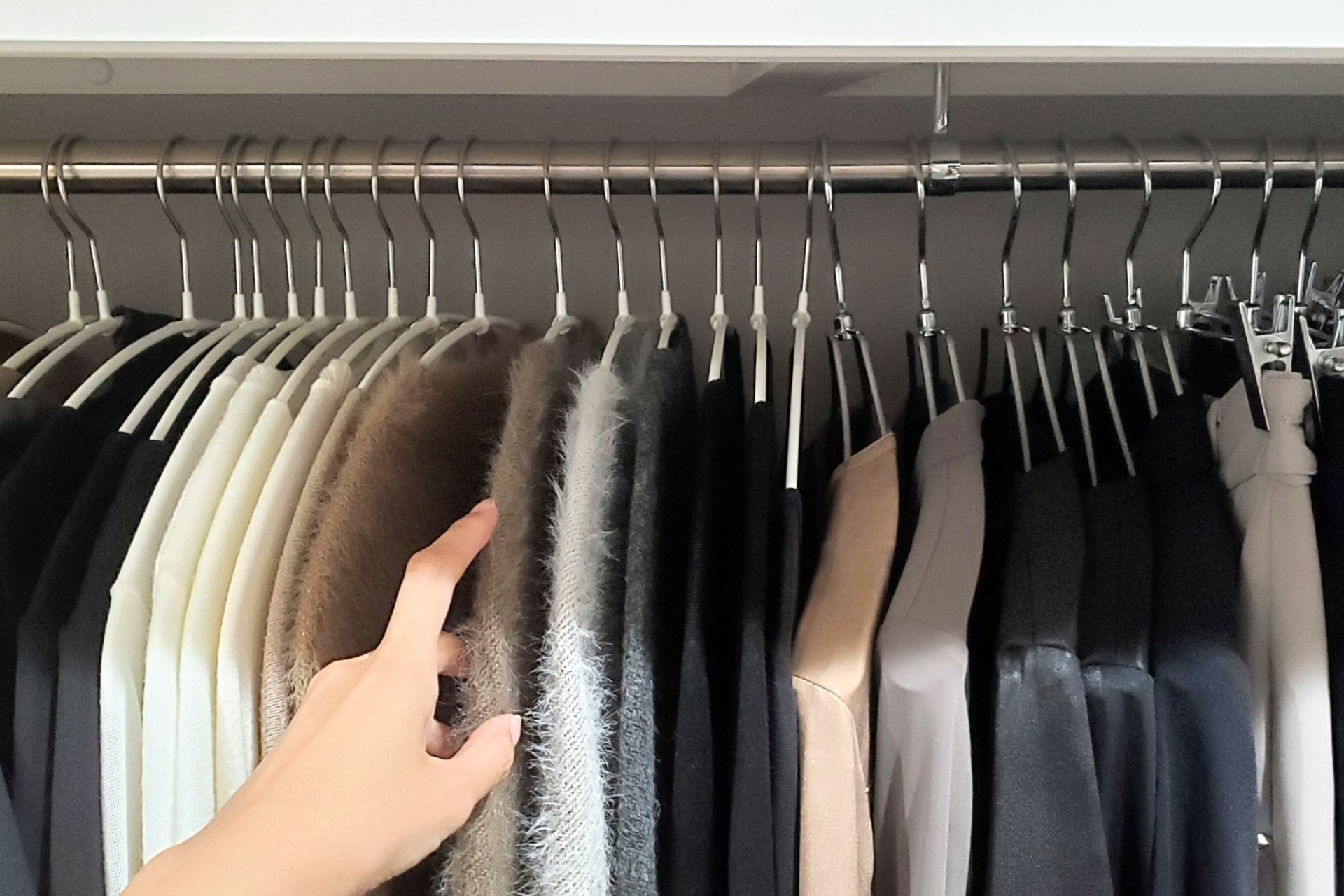 あなたのファッション管理をもっと楽に！おすすめのクローゼットアプリとは？