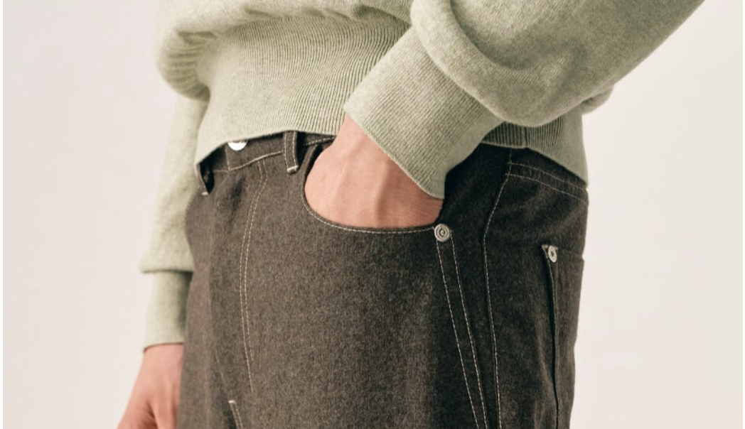 韓国ブランド SATUR｜デッドストックの限定販売で手に入る特別な一着