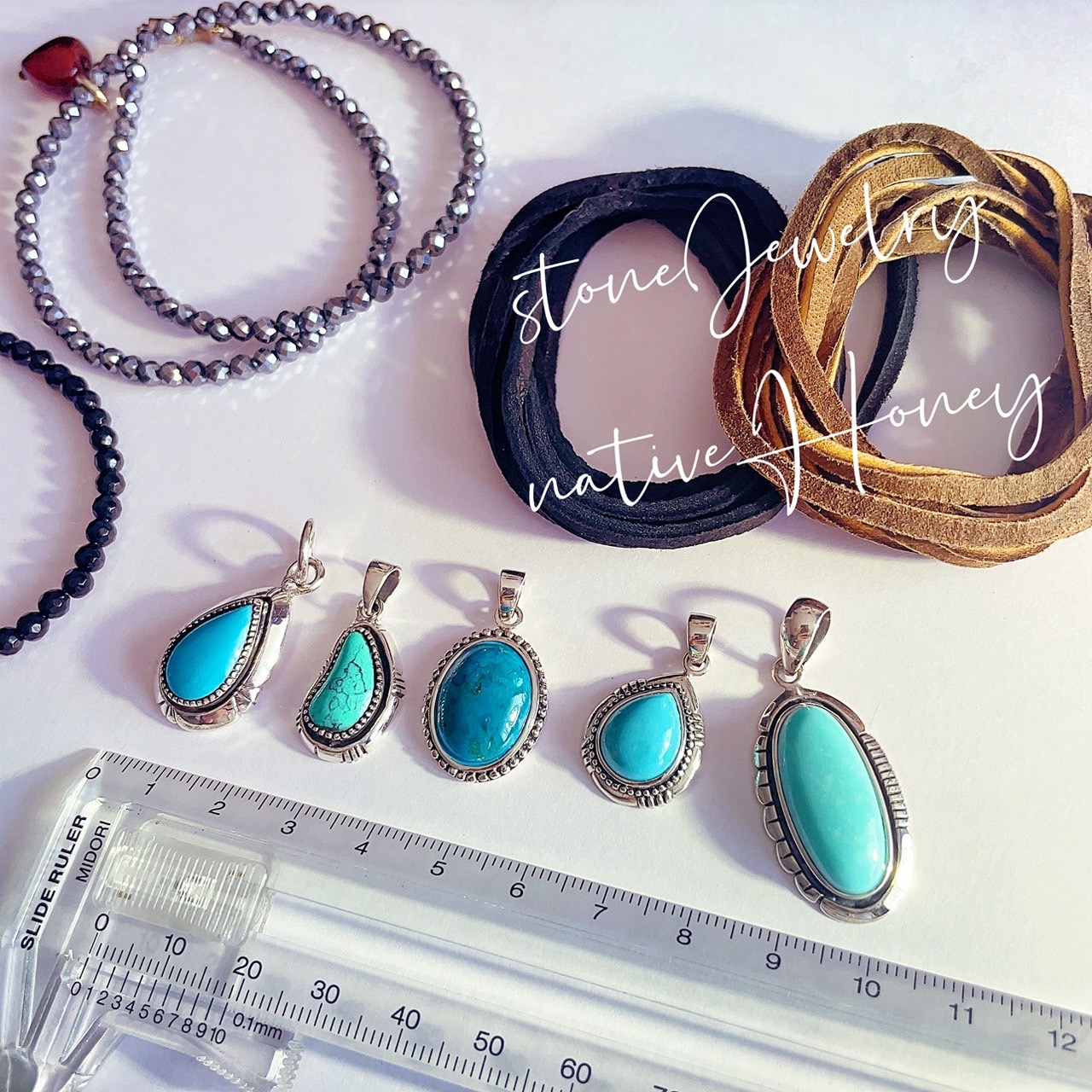【新入荷】ターコイズ×silver枠ペンダント✨