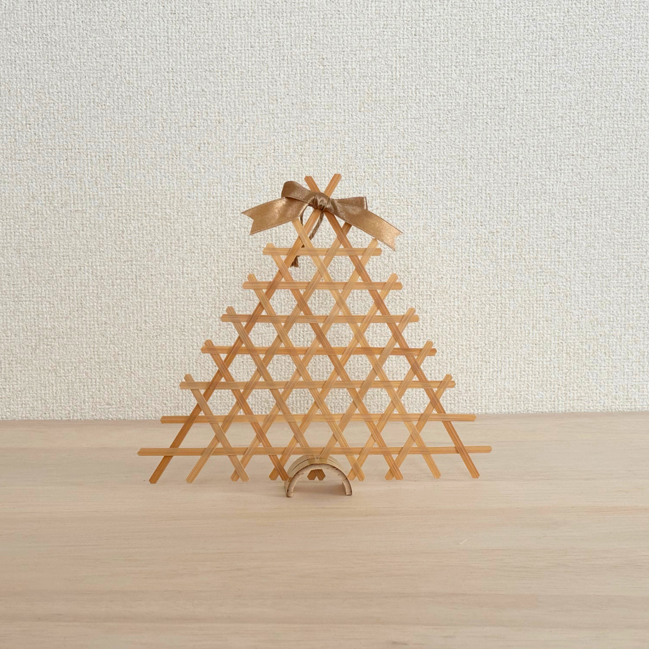 竹のクリスマスツリーができました♪