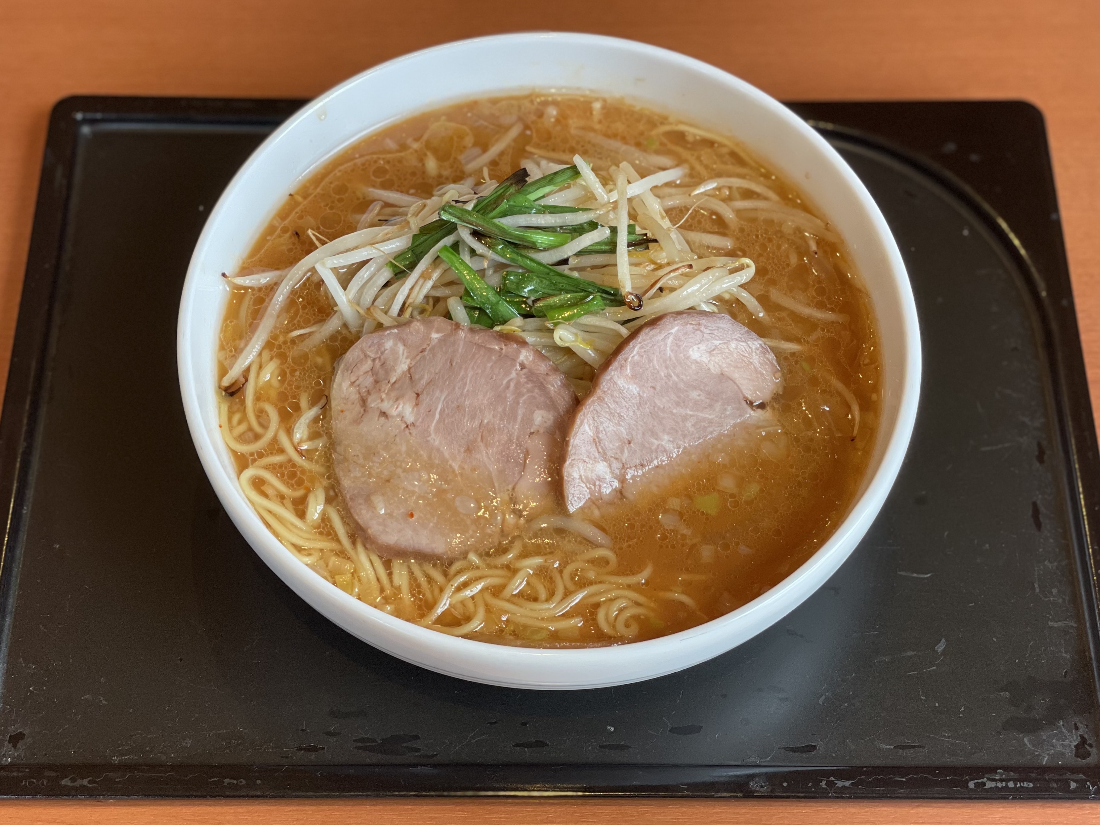 飯田商店の味噌ラーメンがデニーズで食べられるなんて！