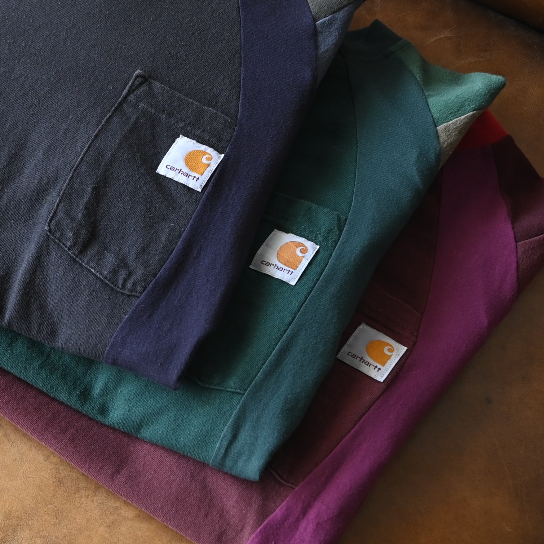 CHANGES USEDCarhartt 再構築ラグランロングスリーブシャツ – ユニークな一点もの