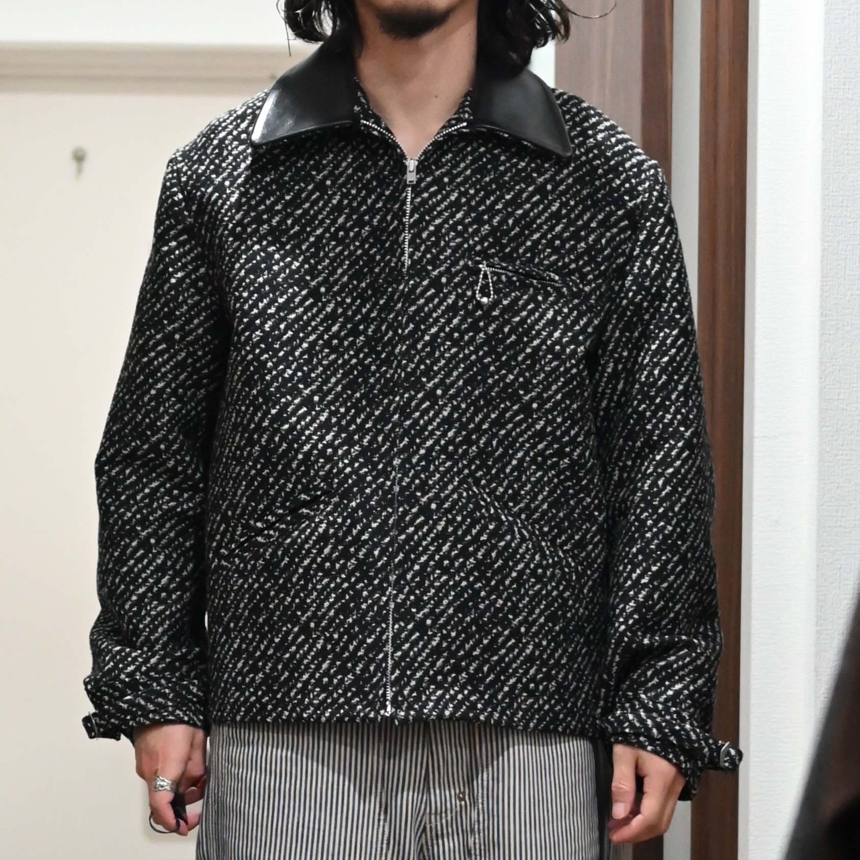 INTERIM(インテリム)26AW展示会レポート、次シーズンはクラシック、カジュアルスタイル提案