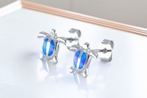 🌊夏を彩るホヌピアス｜癒しと幸運を届けるハワイアンジュエリー