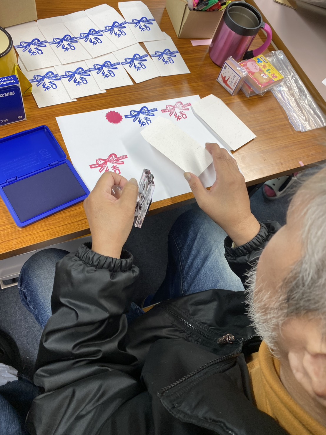 新しいお年玉の形。【寄付型おりづるポチ袋「むすび」】