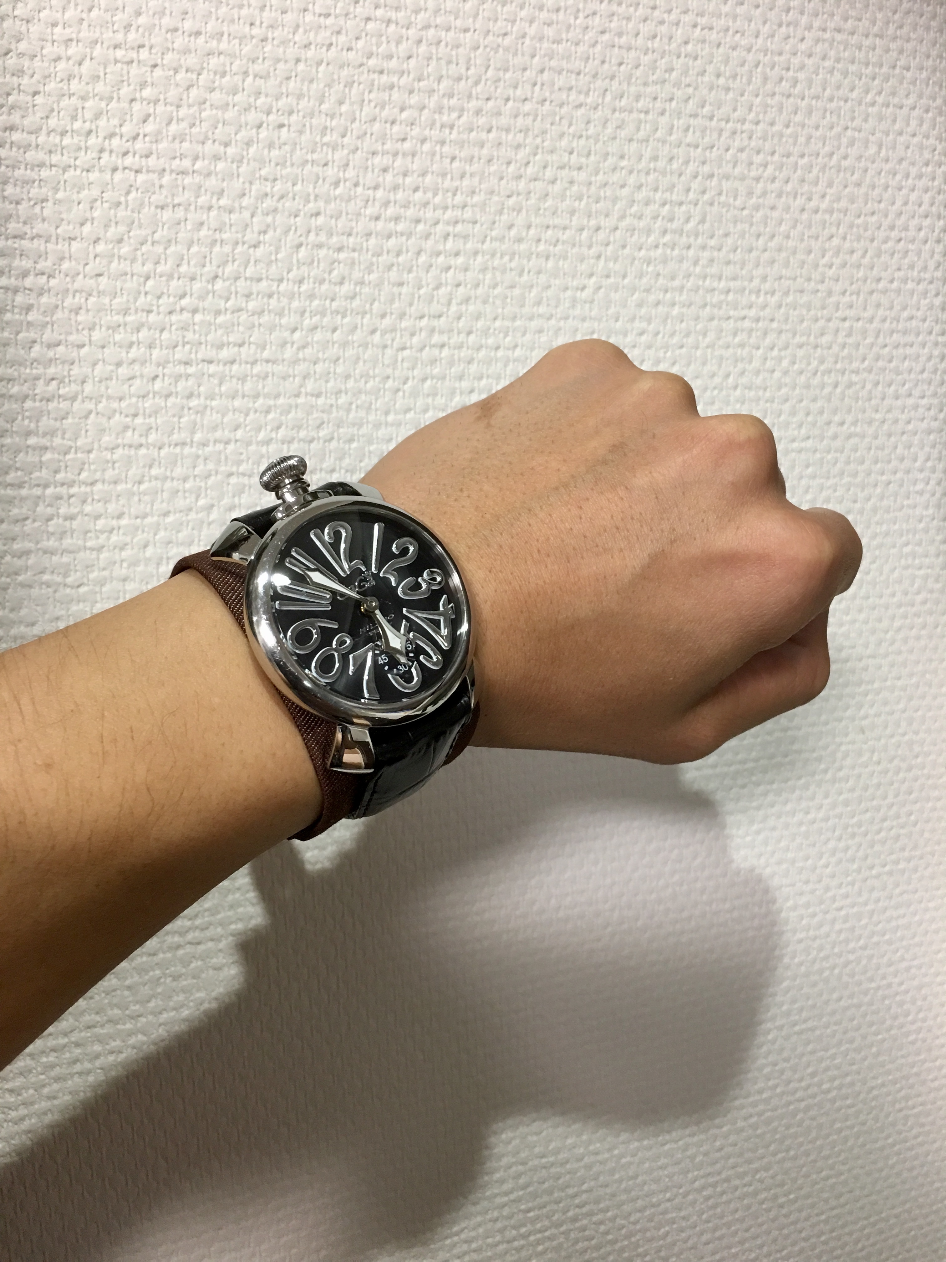 リストバンド茶色追加致しました。よろしくお願いいたします！