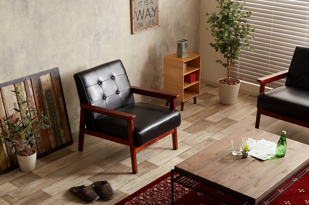 NEW RETROオリジナル 1人掛けソファ:懐かしさと落ち着きを備えた、ほっとする空間を演出