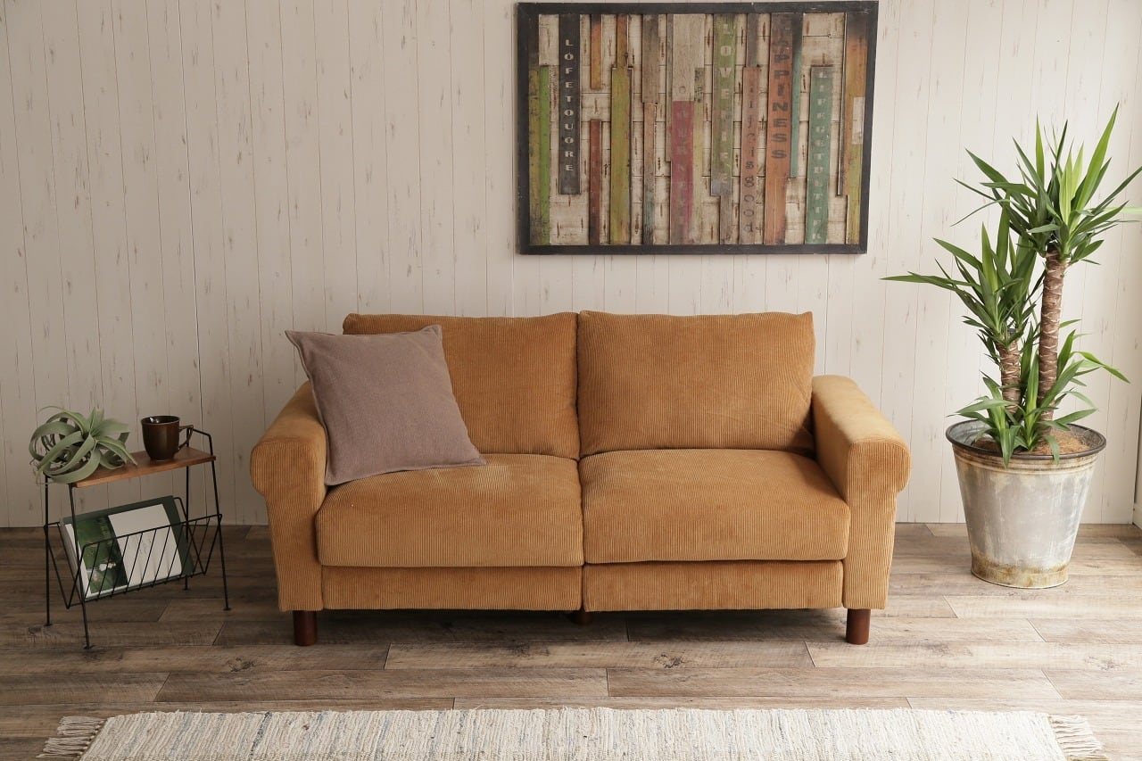 新しい快適さを日常に!『Crank コーデュロイソファ 二人掛け』が登場