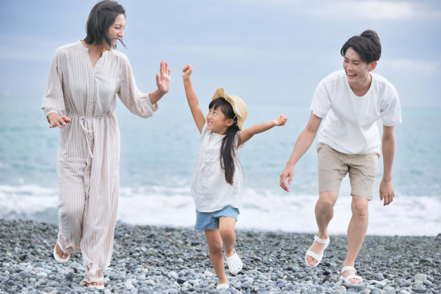 なぜ私たちの労働時間は「1日8時間」から解放されないのか？