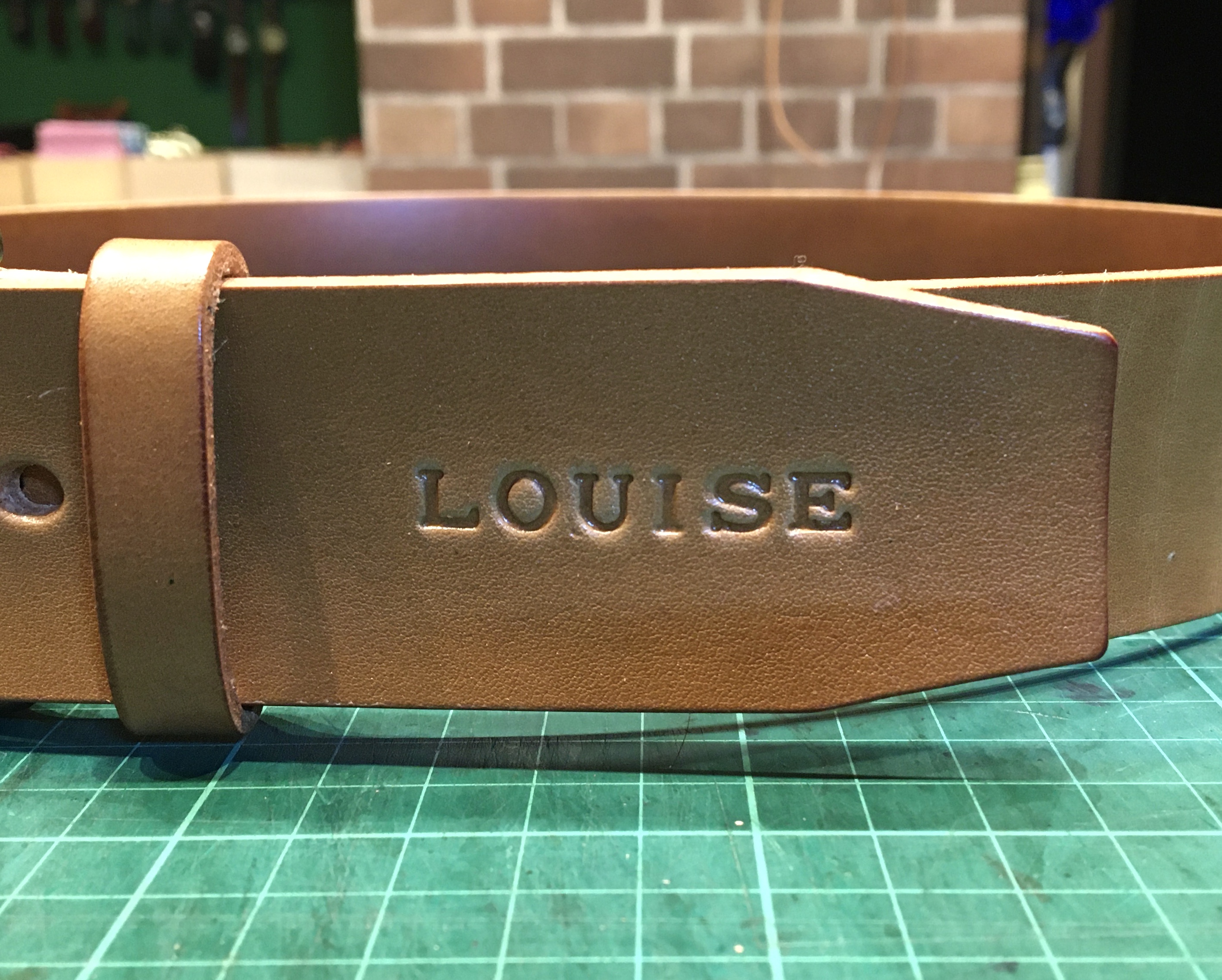 刻印の話 <所沢の革工房WIZARD LEATHER >