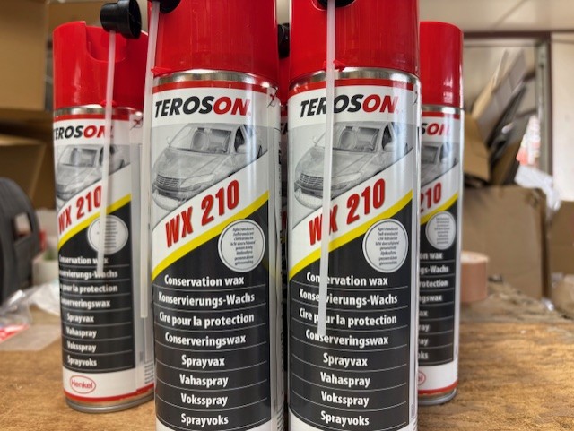 テロソン WX210マルチワックススプレー