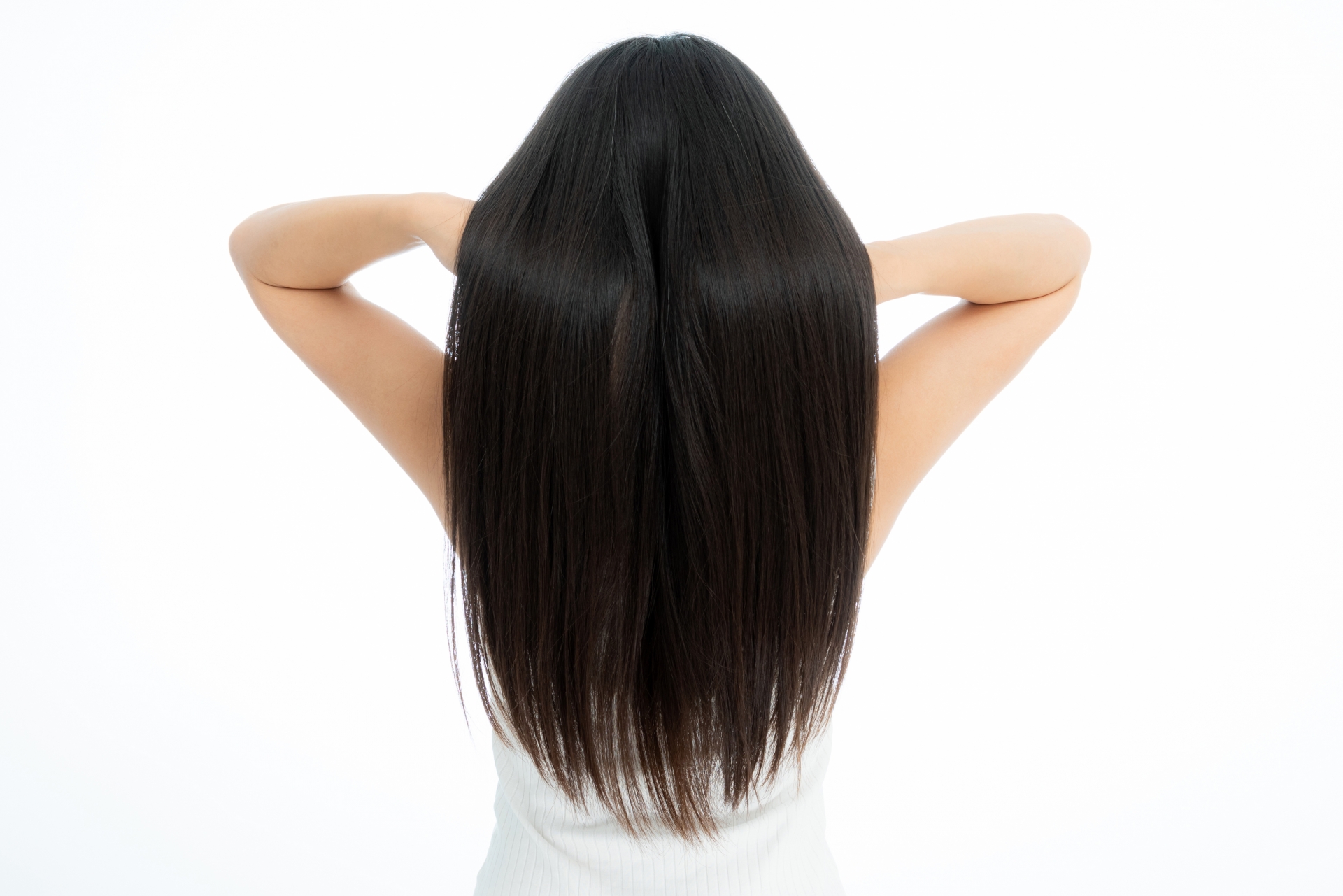 憧れのツヤ髪に！自宅でできる秘密のヘアケアルーティン