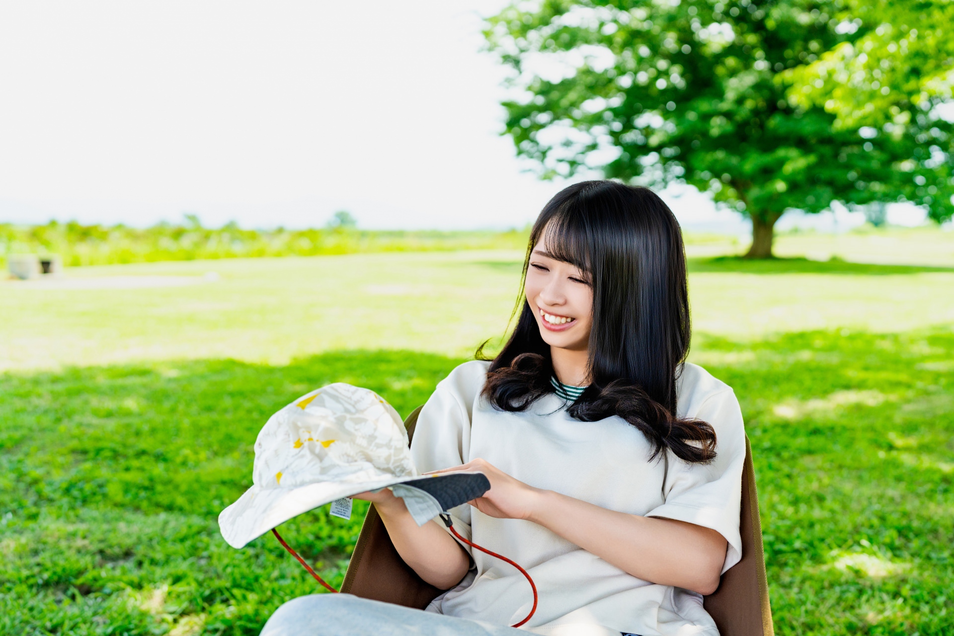 夏の髪が変わる！紫外線対策からフレグランスケアまで、魅力的なヘアケアを徹底解説