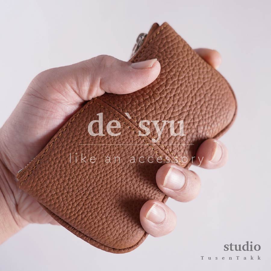 シンプルに見えて、シンプルには作っていません。