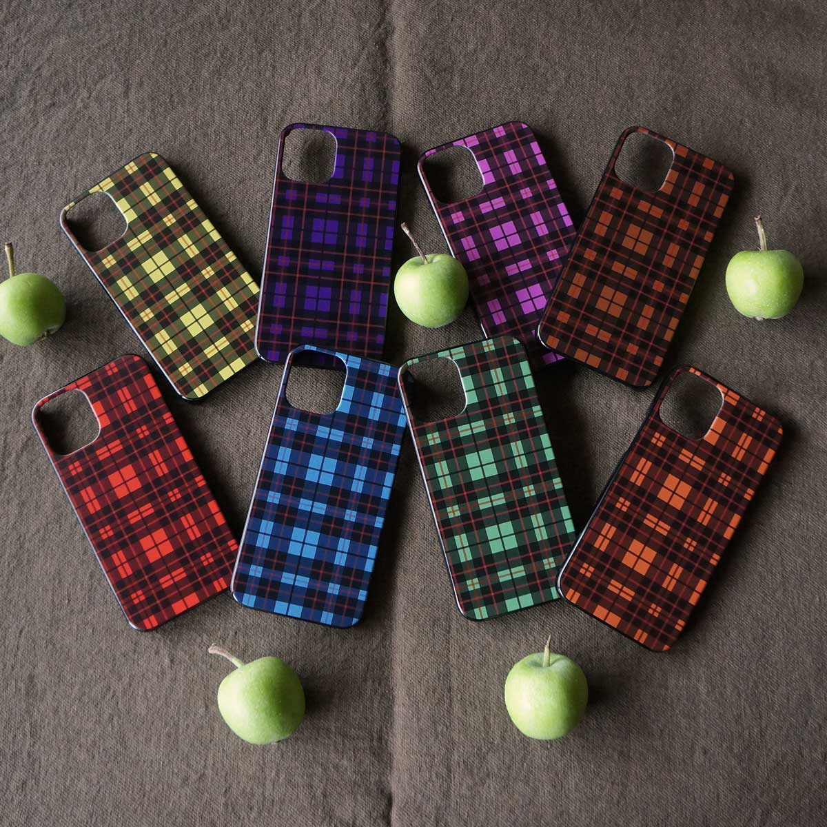 新作スマホケース「 nostalgic tartan check 」8カラーが出来上がりました☆彡
