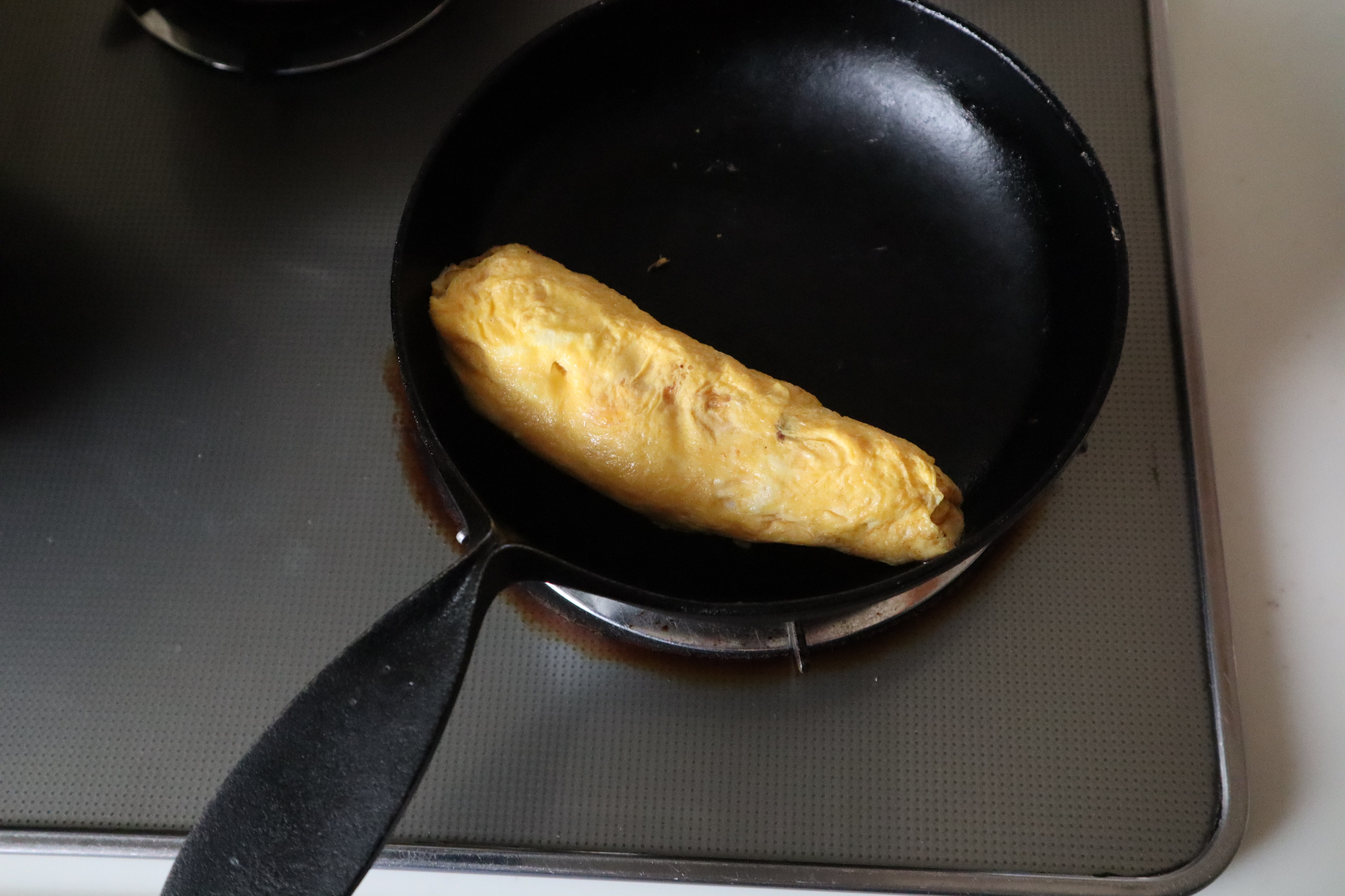 今日も我が家の朝は鉄瓶でお湯を沸かし南部鉄器で朝食を作りました