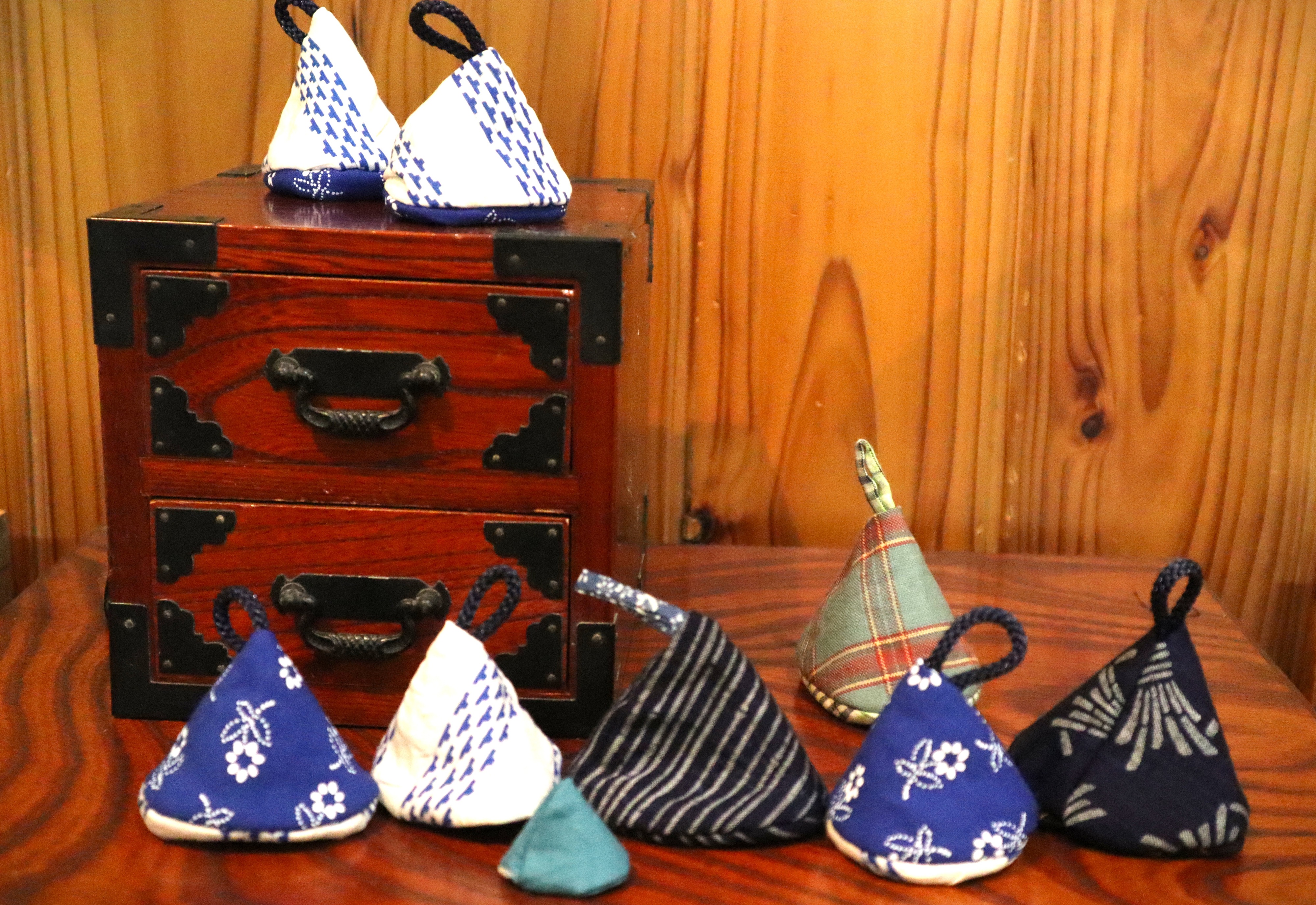 5個限定の鉄瓶帽子をご用意しました