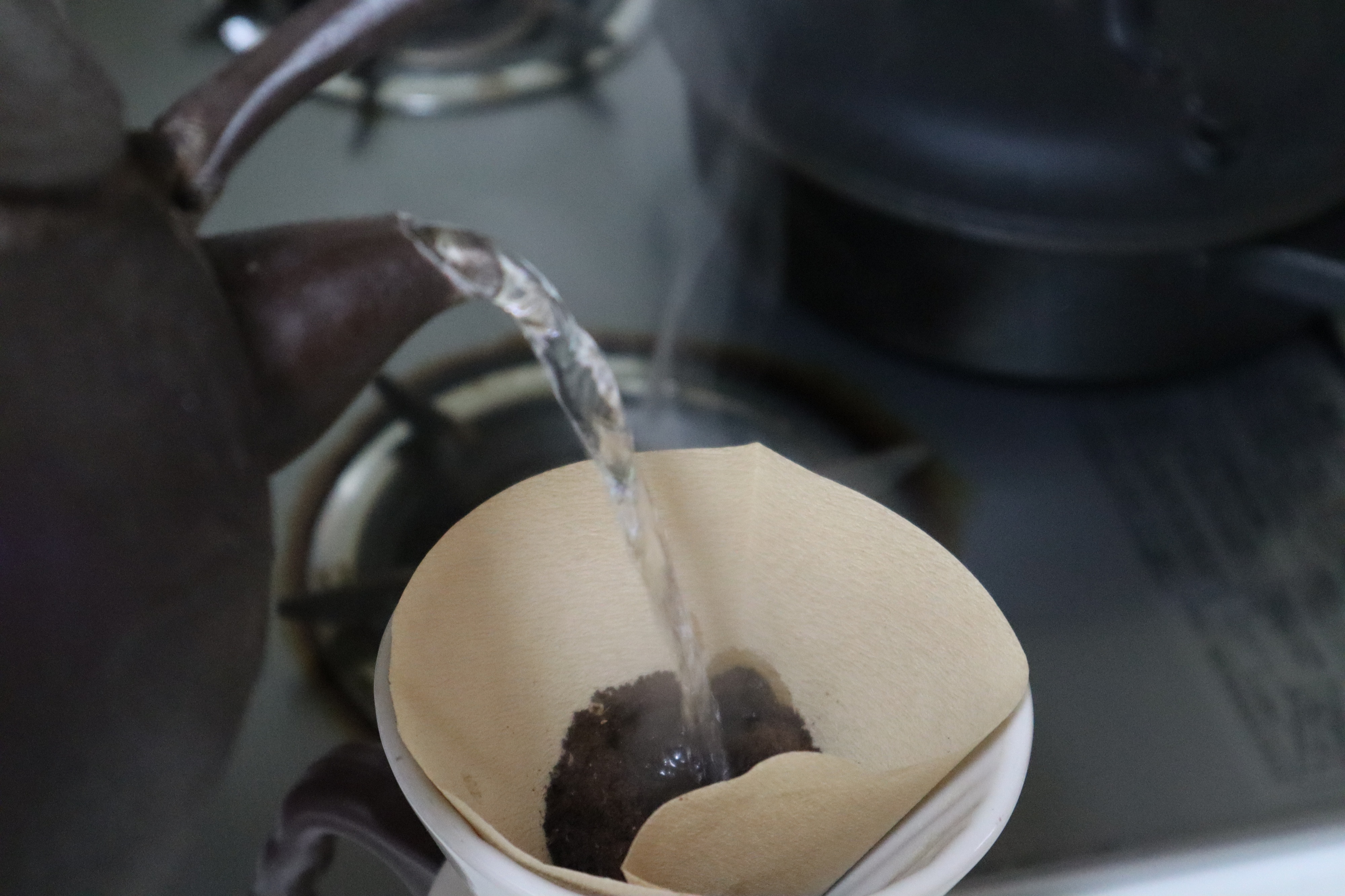 鉄瓶で沸かしたお湯はまろやかですが、コーヒーを淹れると美味しいか？