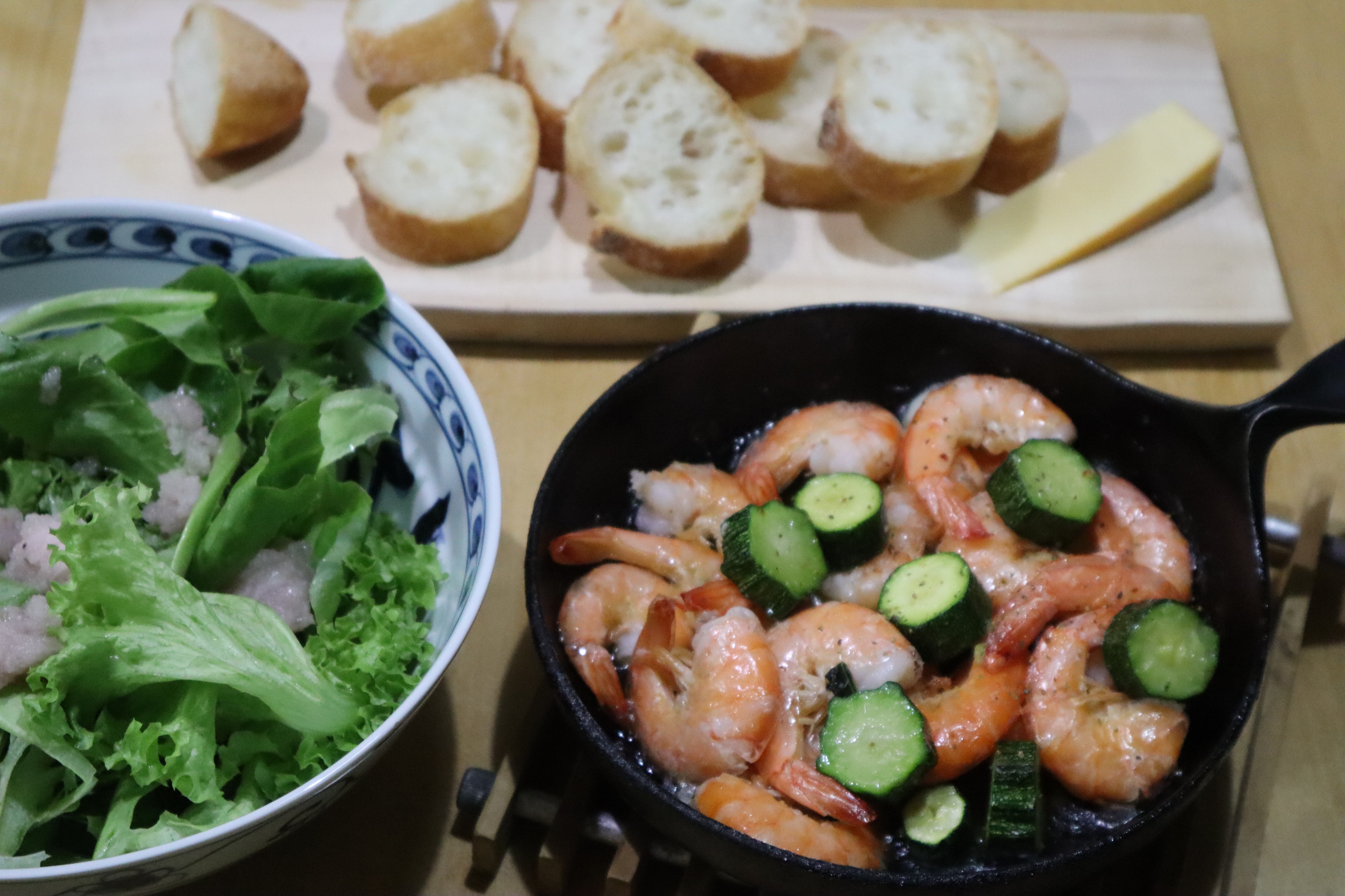 南部鉄器を使った我が家の食卓をします。