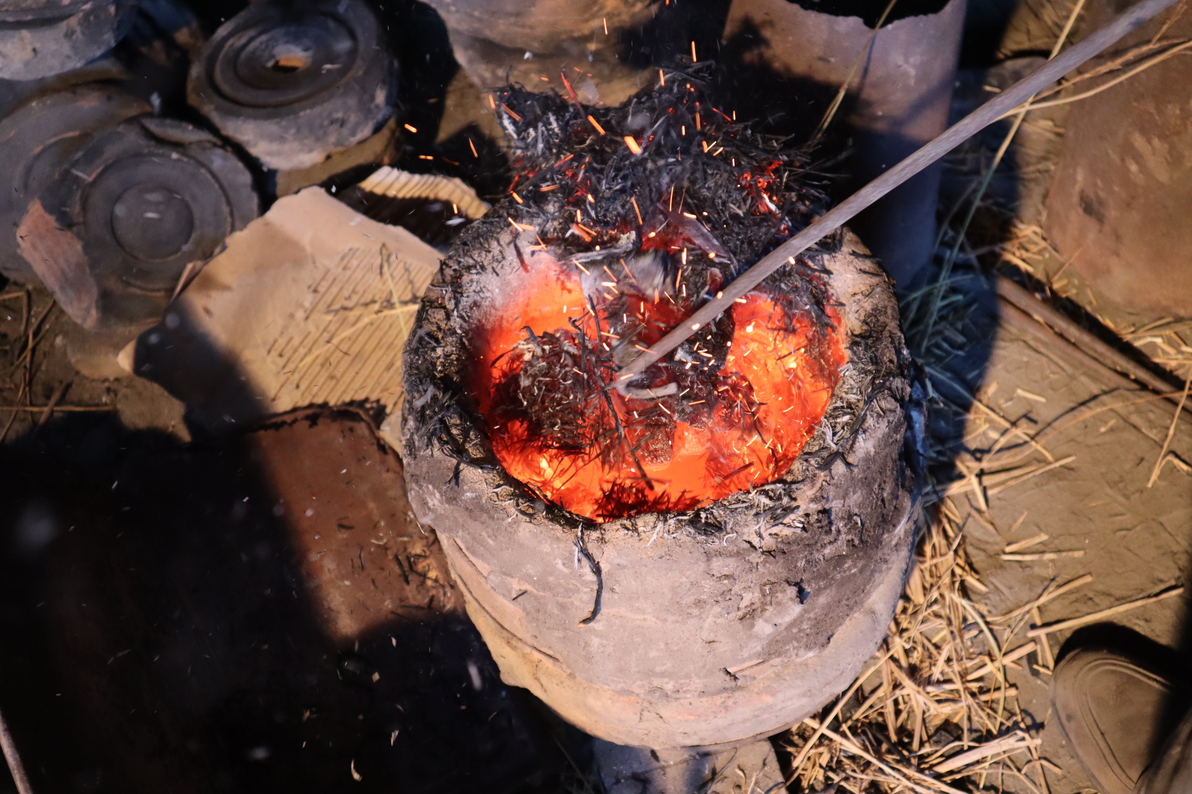 今日の及鉄鋳造所宝鉄堂の作業風景を紹介します。