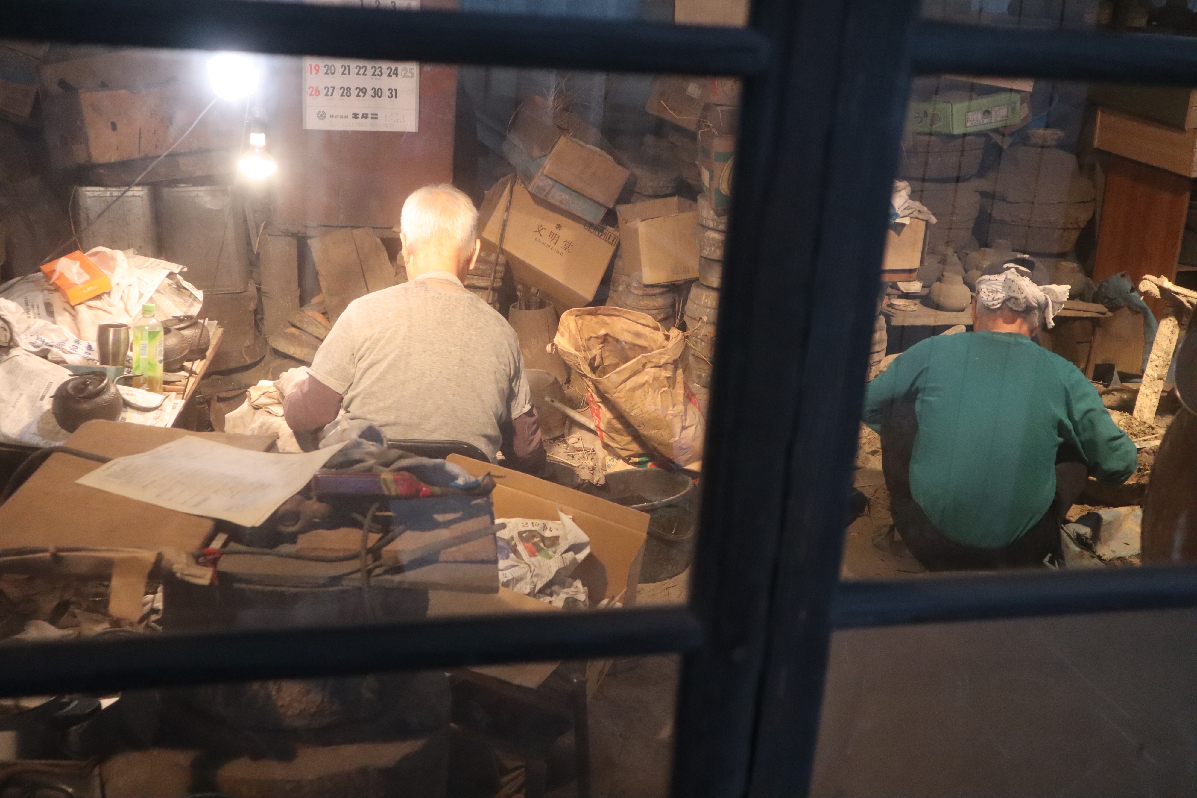 今日の及鉄鋳造所宝鉄堂の作業風景を紹介します