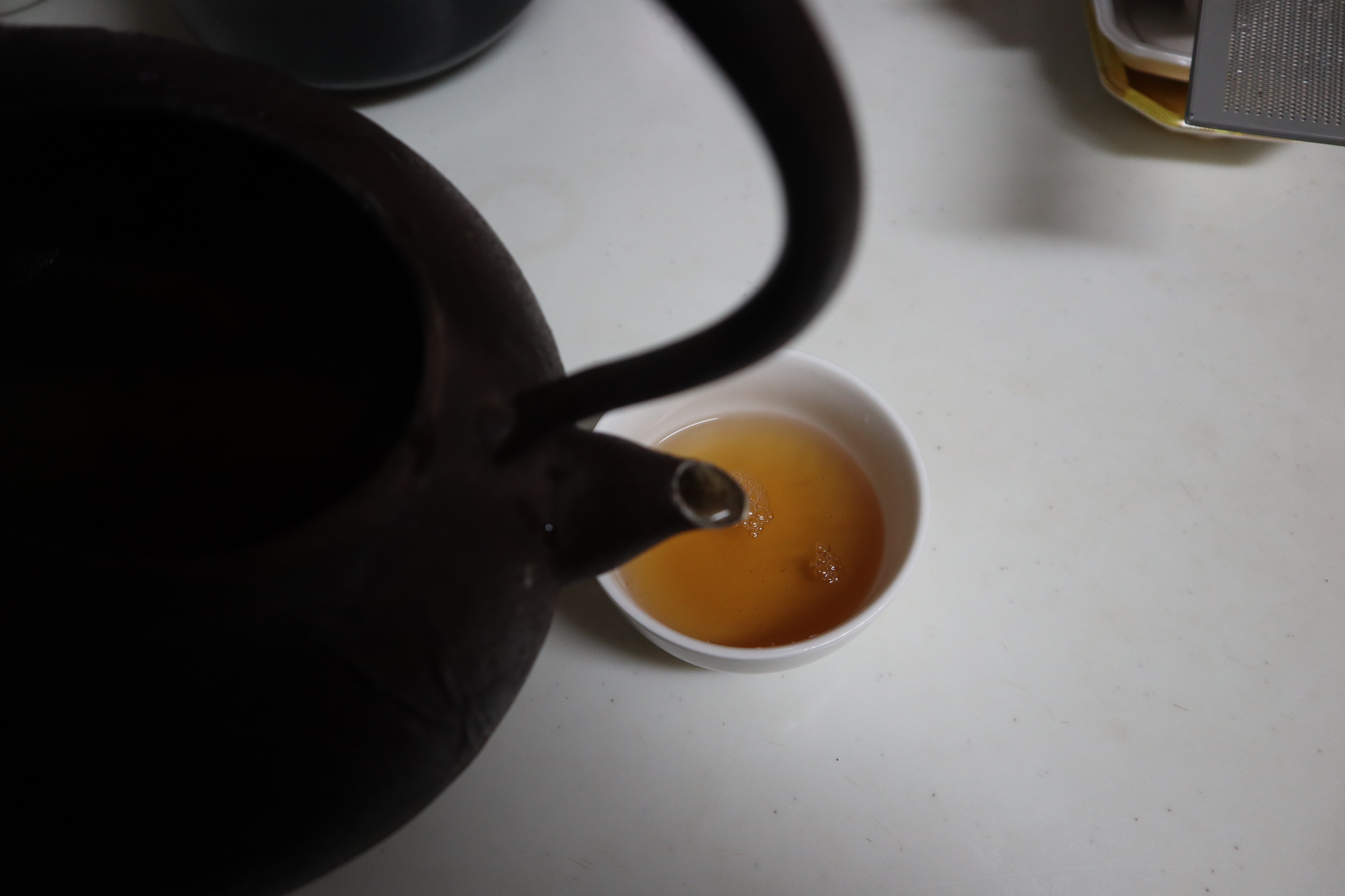 我が家の鉄瓶の使い方とお手入れを紹介します。