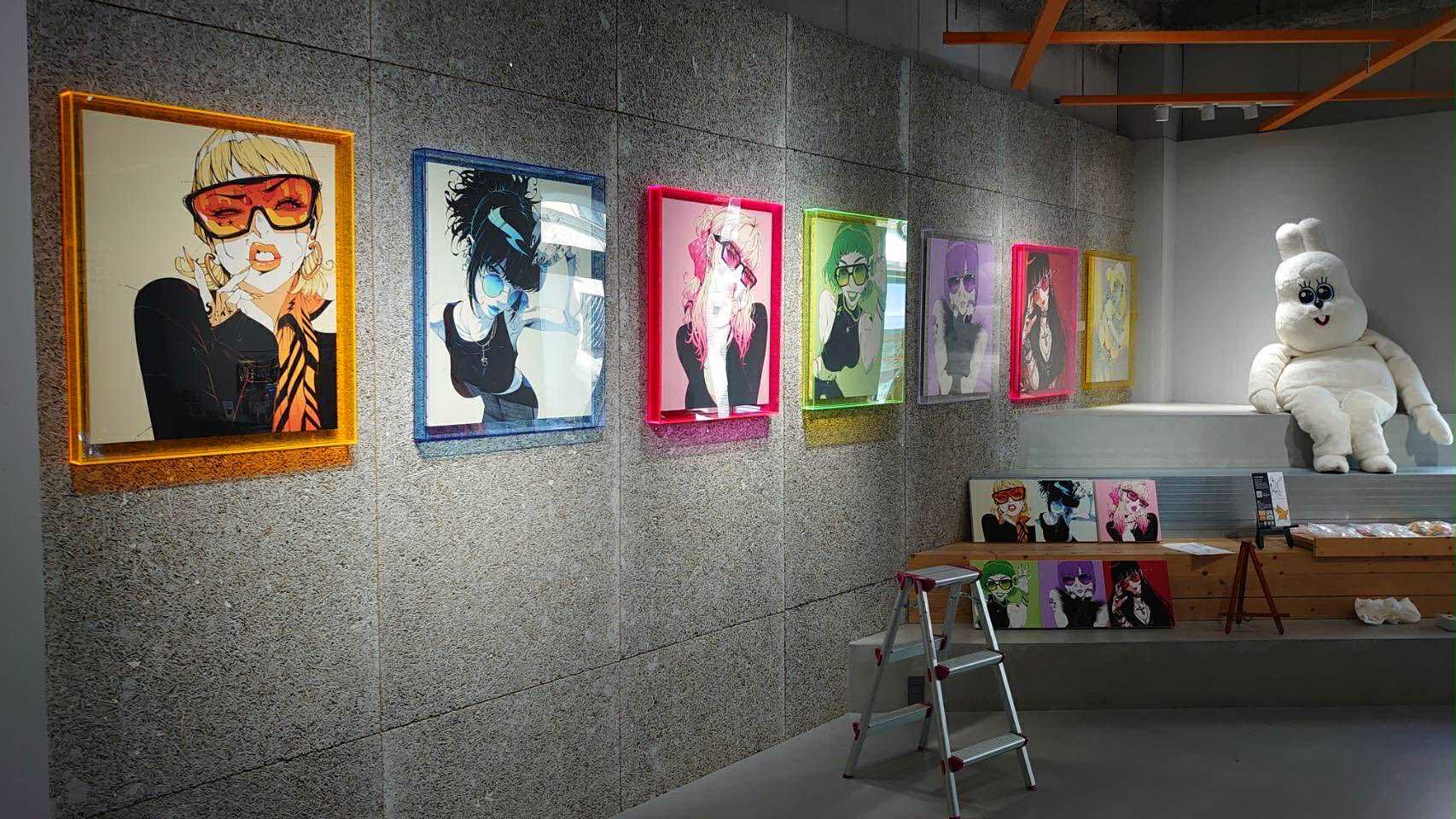 展示の悩みを解決!人気イラストレーターGODTAIL氏が選んだ『アートカプセル』とは?