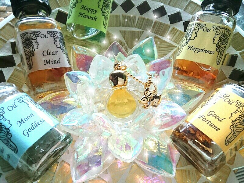 毎日を心豊かに幸せに♥満月のしずくアロマチャームストラップ♥ハピフル♥フルムーンブレンド☆