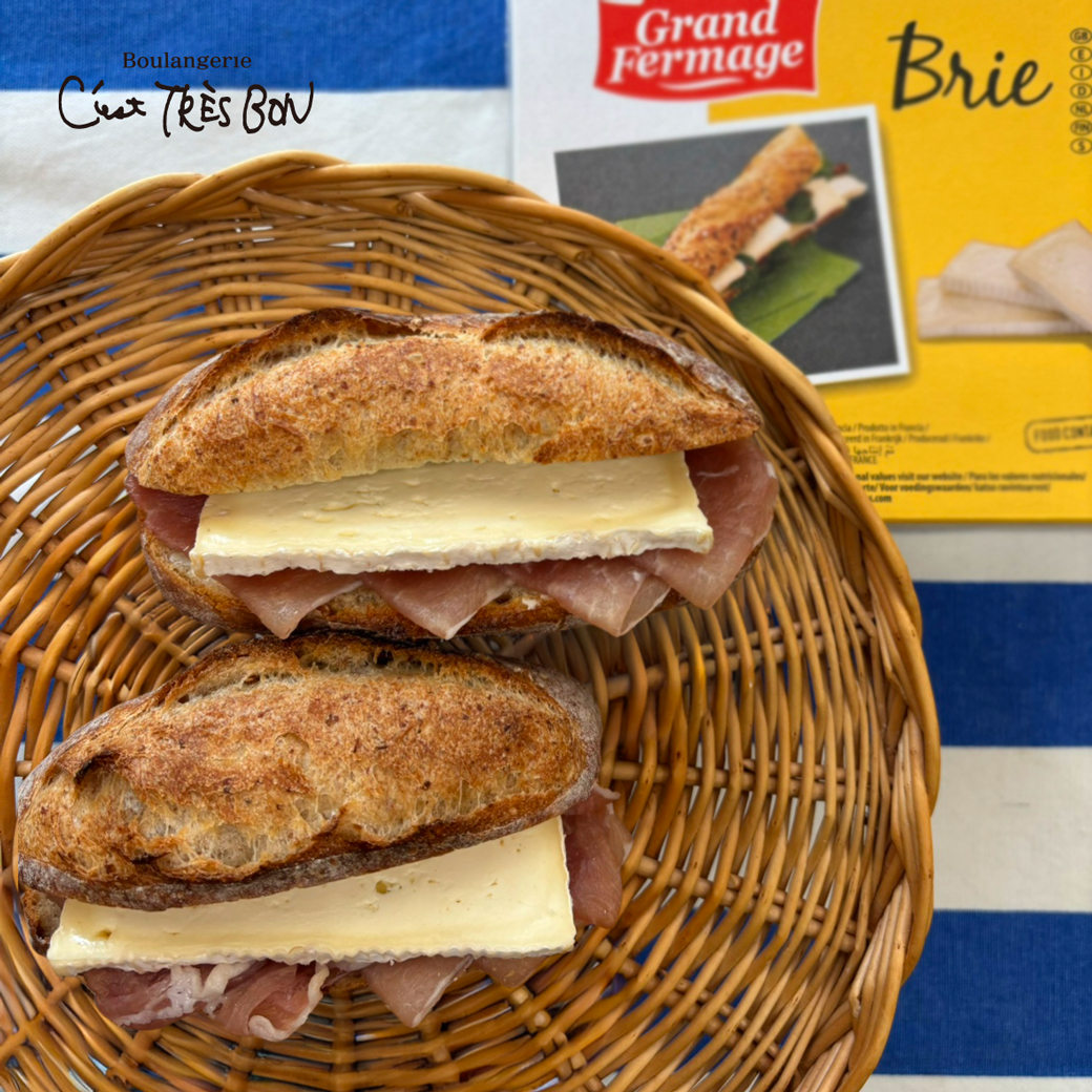 新商品のご案内【フランス産ブリーチーズ&生ハムのペイザンサンド】