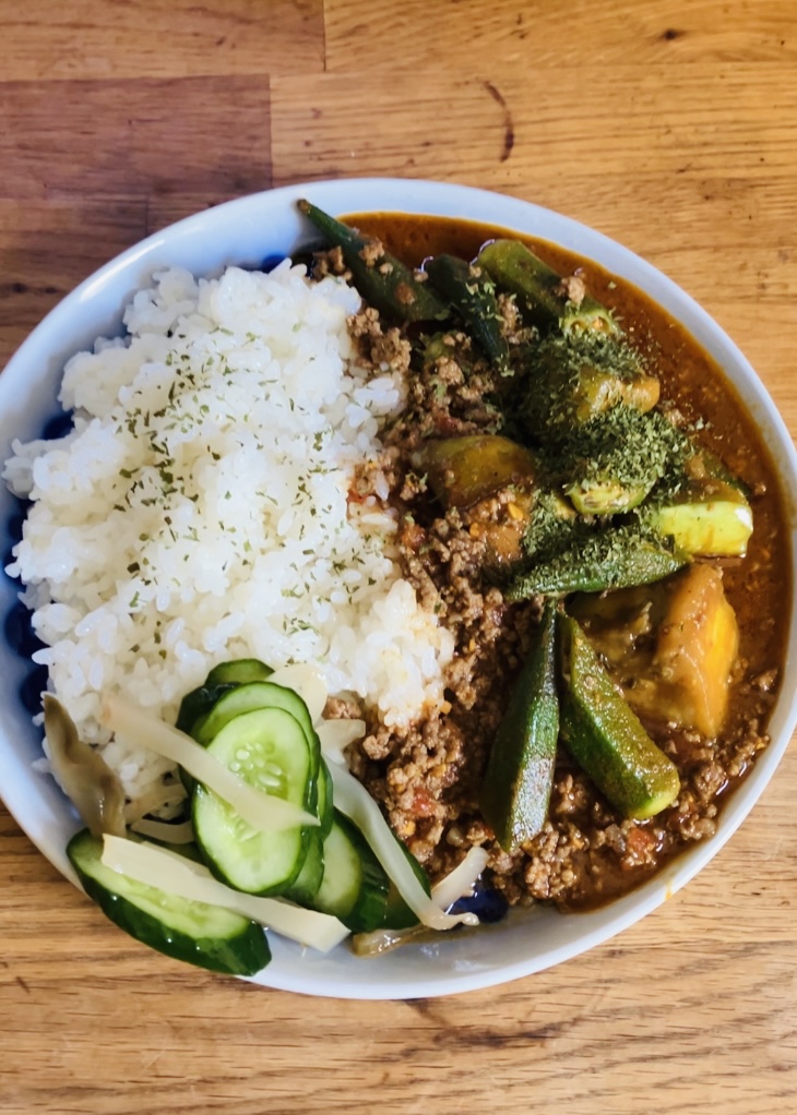 鎌倉野菜（白茄子とオクラ）のスパイスカレー作り方動画をインスタで公開しました